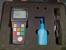 Yushi UM-1 Ultrasonic Thickness Mater / Gauge picture