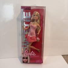 NIB 2009 Barbie Fashionistas  100+ poses “Sweetie” T3327 Cupcake Purse picture