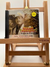 OSCAR VELAZQUEZ 