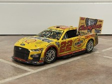 2022 Joey Logano Shell Pennzoil NASCAR Champion Champ Flag Diorama 1/24 NO CAR picture