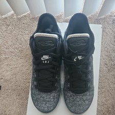 Nike Zoom Lebron NXXT Gen Men's Shoes Black Wolf Grey White Sz9 DR8784 005 picture