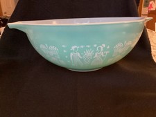 Vintage Pyrex Amish Butterprint Cinderella 444 Mixing Bowl 4 QT Turquoise picture
