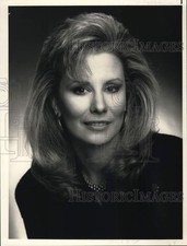 1991 Press Photo Faith Daniels hosts 