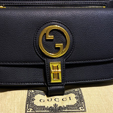 Gucci Black Shoulder Bag Gold Logo Hardware Turn Lock Zip Adjustable Strap picture