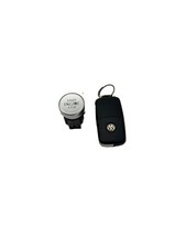 2012-2015 Volkswagen Passat 3.6L Keyless Key w/start Button OEM. picture