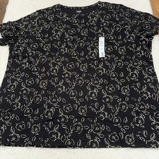 Croft And Barrow Womens NWT Classic Tee 3X Black Floral picture