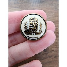 10 Lot Vintage Pendleton Cream Enamel Crest Blazer Button Stag Crown Motif Regal picture