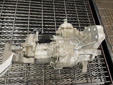 '17-'19 GMC ACADIA Transfer Case 2.5L 64k miles 6 Month Warranty picture