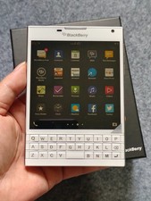 BlackBerry Passport Q30 White 32GB Facroty UNLOCKED  Keyboard Smartphone picture