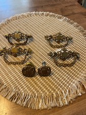 Vtg brass ornate victorian 4 drawer pulls handles drop bail and 2 knobs picture