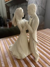 Lenox Wedding Promises First Dance Cake Topper  Never Used picture