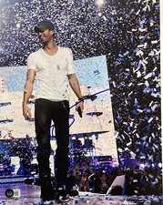 Enrique Iglesias Signed 11x14 Photo BAS COA Autograph #BH047716 picture