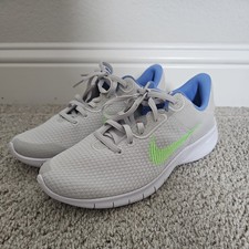 New Women’s Size 9.5 Grey Nike Flex Experience RN 11 NN Running Shoe DD9283 010 picture