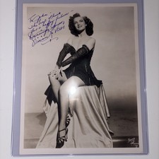 LaVelle, Miriam - Signed Photograph picture