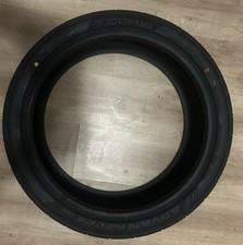 Yokohama Advan Neova AD09 UHP 255/35R20 97W XL Passenger Tire picture