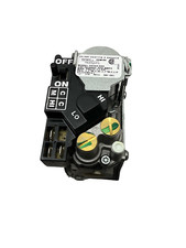 OEM Carrier Bryant Payne WR Furnace Gas Valve PEF33CW201 EF33CW201 36G54-508 picture