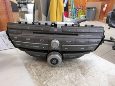 2008-2011 Honda Accord Radio Audio AM-FM-CD Assembly Single Disc Use OEM picture