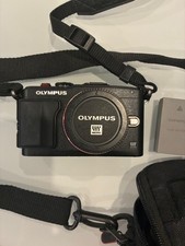 Olympus PEN E-PL5 16.1MP Mirrorless Camera w/ 14-42mm Lens, Flash, 64GB SD, Bag picture