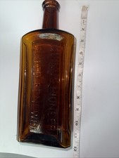 Macon Medicine Co. Quinn’s Pioneer Blood Renewer, Macon, Ga. Amber Bottle picture