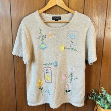 Vintage Salon Studio by Haband Knit Top Embroidered Floral Short Sleeve Womens L picture