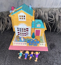 Bluebird Vintage Polly Pocket w/ 4 Figures Multicolor 1994 picture