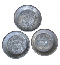 Vintage Table Talk Pie Tins 3 New England Flaky Crust Baking Pan Wall Decor Art picture