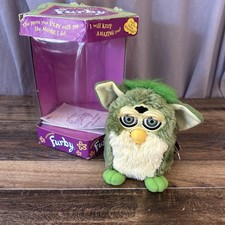 Vtg Furby 1999 Model 70-800 Tiger Electronics Green & Cream (Frog ) IOB AS IS picture