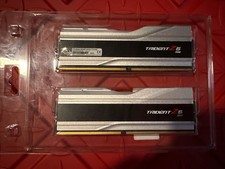 G.Skill RAM DDR5 32GB 2x16GB 6000 Trident Z5 RGB Silver 6000J3636F16GX2-TZ5RS picture
