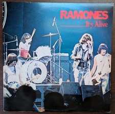 ⁠Ramones It's Alive 1979 UK 2x LP Vinyl, 1st Pressing, Sire SRK2 6074 - NM/EX picture