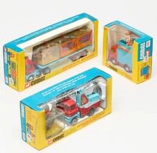 Corgi Toys 3 Piece 1139, 1144, & 503 Chipperfields Mint Boxed picture
