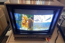 Vintage 1983 Commodore 1702 Color Video CRT Monitor. Tested. picture