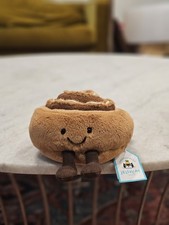 NWT New With Tags Jellycat Cinnamon Bun Amuseables Cinnamon Roll Authentic picture