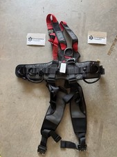 CMC Rescue Response Harness Model 202814 Medium 32–42” NFPA Class III Rope FIRE picture