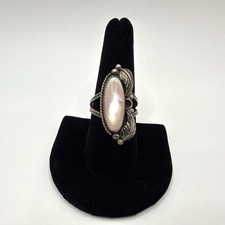 Vintage Native American Feathered Design Pink Mussel Shell Sterling Ring picture