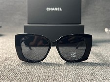 CHANEL CH 5422B C501/T8 Black Square Polarized Sunglasses Dark Grey Lenses picture