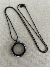 Origami Owl Large Black w/Crystals Hinge Locket & 30