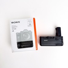 Sony VG-C3EM Vertical Grip Preowned great condition picture