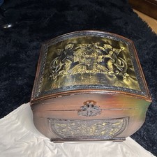 Vintage 1970 Hollywood Regency Chest With Brass Inlays Featuring Cherubs picture