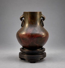 Fine Small Chinese Archaistic Bronze Hu Vase – Qing Dynasty, C.19th Century picture