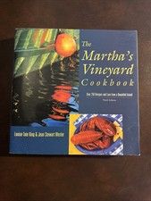 THE MARTHA’S VINEYARD COOKBOOK, Louise Tate King & Jean Stewart Wexler 2000 PB picture