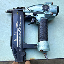 Hitachi NT50AE2 Pneumatic 18-Gauge 2in Brad Nailer Air Nail Gun picture