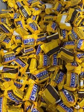 Snickers Peanut Butter Fun Size Squares 2 Lb Bulk Bag picture