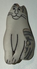 Vintage JH Signed Ceramic Cat Brooch Pin Gray White Tabby 1990 Handmade OOAK picture