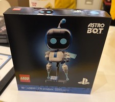 LEGO GWP Astro Bot Display Stand Building Set 40899 (276 pcs) Age 18+ picture