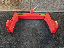 SpeeCo Red 3-Point Quick Hitch Category 1, 2000 lb Lift Cap. Powder Coated Steel picture