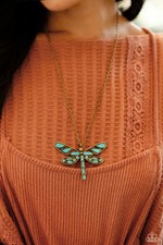 Paparazzi FLYING LOW brass necklace picture