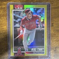 2026 Topps Series 1 - Mike Trout #350 Yellow Rainbow Foil /399 picture
