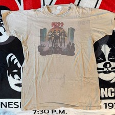 Vintage 1977 KISS Love Gun T-Shirt KISS Army Catalog Single Stitch Rare Small picture