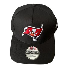 Tampa Bay Buccaneers 9Forty New Era Hat Black Snapback Curved Bill picture