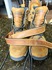 Duluth Trading Co. Men's Bundle: Wild Boar Waterproof Boots  10.5 & Belt 38 picture